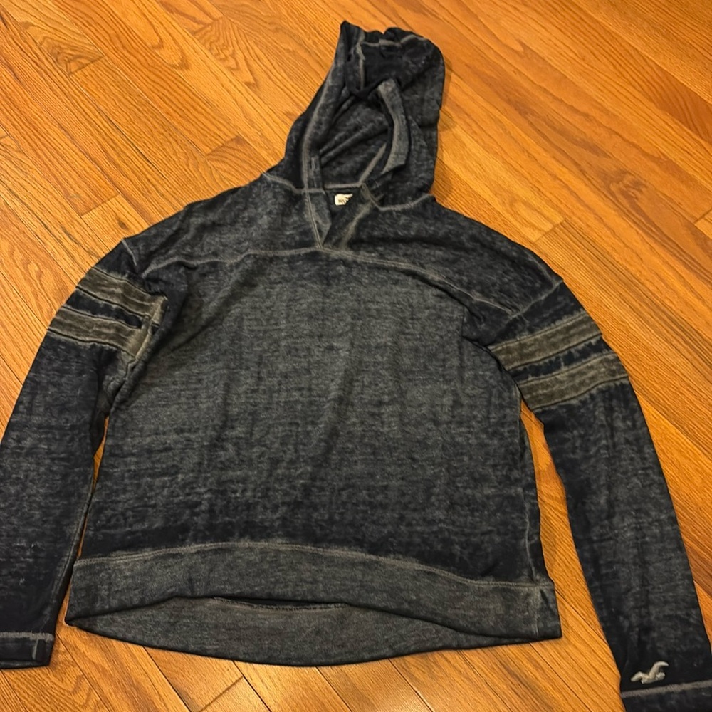 Hollister light sweater with hood, size S